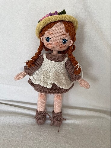 Anne whith an e amigurumi bebek