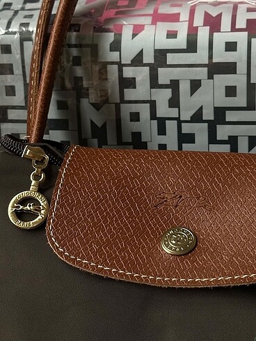 Longchamp Longchamp Chocolate Medium (paketli gönderim)