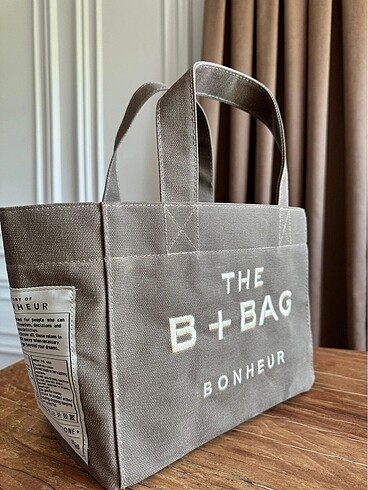 Marc Jacobs The B+Bag
