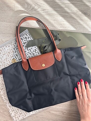 Longchamp Longchamp Medium (Paketli gönderim)