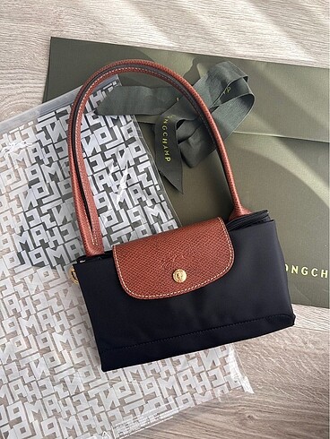Longchamp Medium (Paketli gönderim)