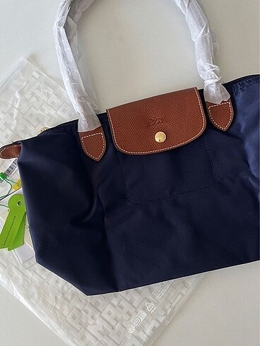 Longchamp medium (paketli gönderim)