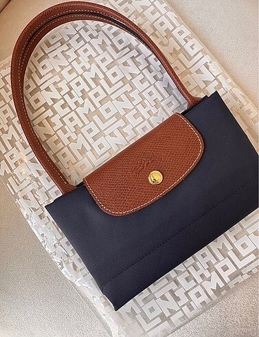 Longchamp Medium (Paketli gönderim)