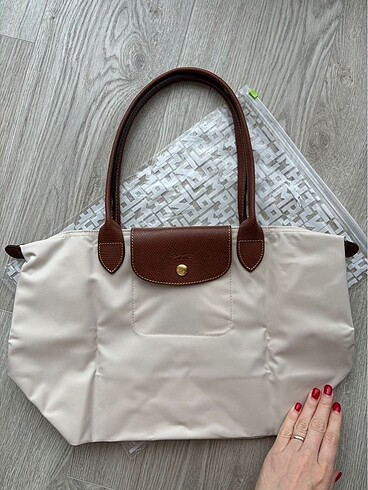 Longchamp Longchamp Medium (paketli gönderim)
