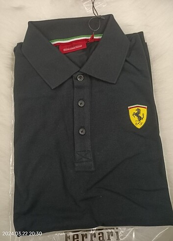 Ferrari t-shirt 