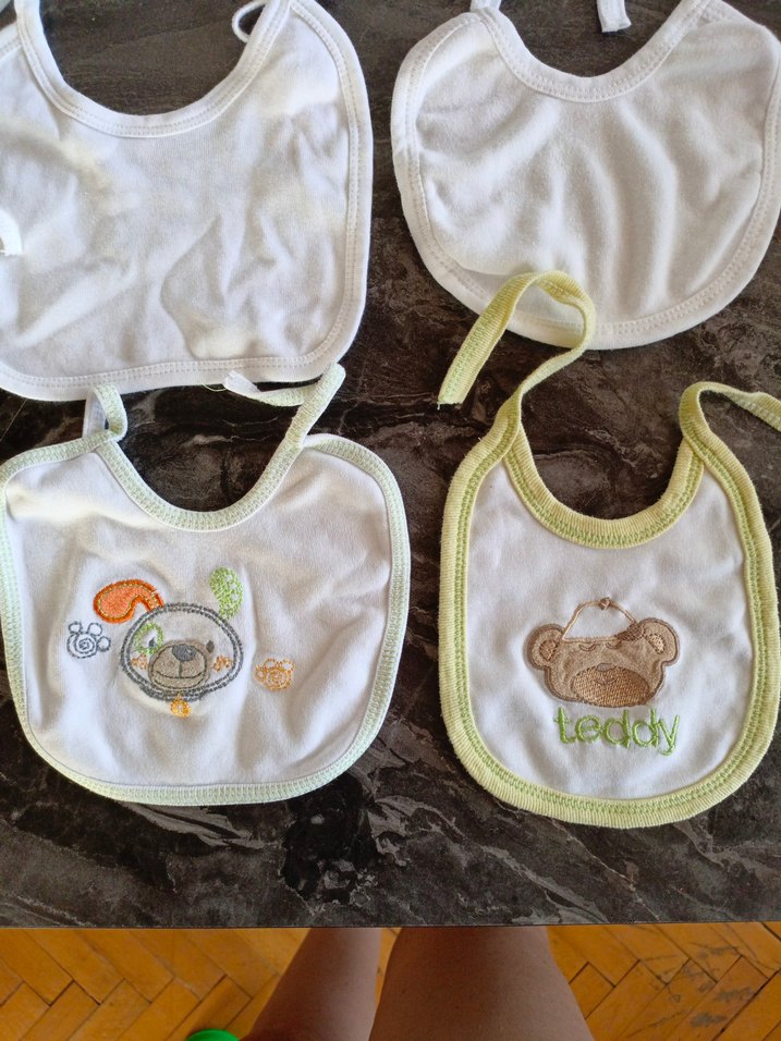 Nakışlı Bebek Önlüğü Seti - Görsel 3