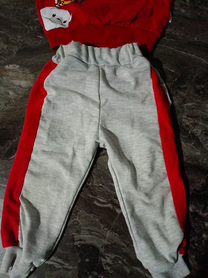 Kırmızı Gri Baskılı Çocuk Eşofman Takımı - Görsel 2