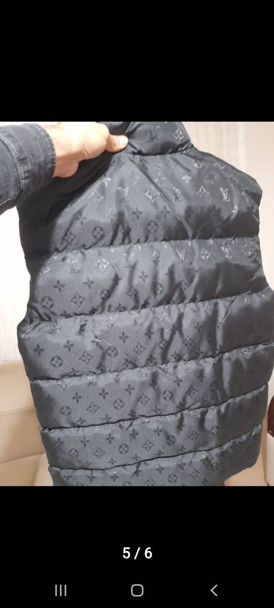 Siyah Yüksek Yakalı Fermuarlı Erkek Şişme Yelek - Görsel 2