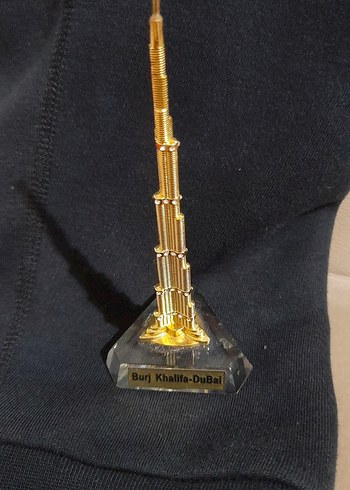 Parlak Altın Burj Khalifa Figürin - Görsel 2