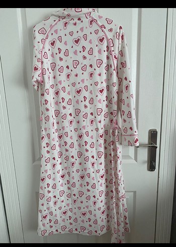 Pembe Kalp Desenli Uzun Kadın sabahlıl - Görsel 3