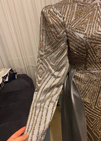 Uzun Kollu Drapeli Gri Abiye Elbise - Görsel 7