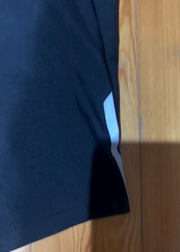 Siyah Kadın Spor Esnek Mini Şort - Görsel 3