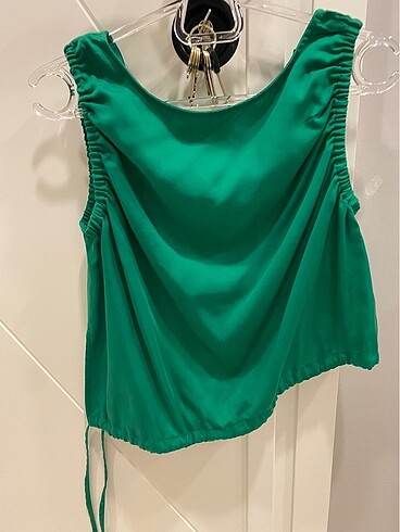 YEŞİL CROP BLUZ