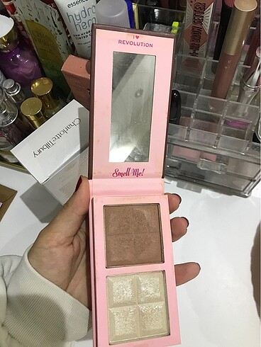 Revolution Highlighter&Bronzer Paleti