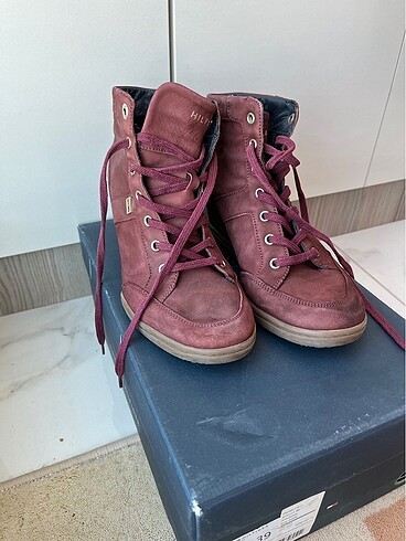 Tommy hilfiger dolgu topuk bordo günlük ayakkabı