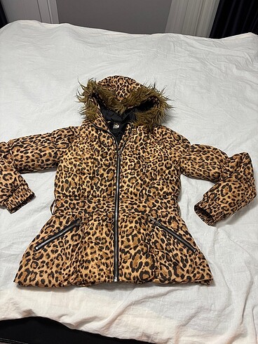 Leopar mont