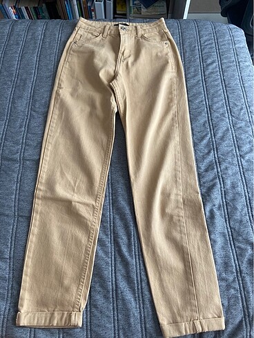 Bershka bej jean