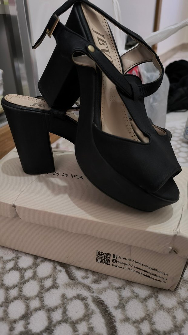 Kadın Siyah Platform Topuklu Ayakkabı - Görsel 2