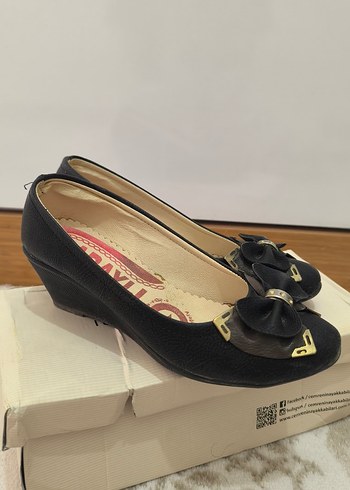 Tokalı Siyah Dolgu Topuk Kadın Babet - Görsel 2