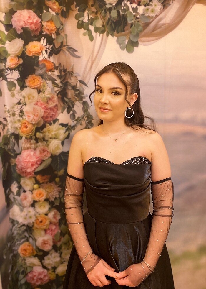 Uzun straplez kol detay abiye - Görsel 3