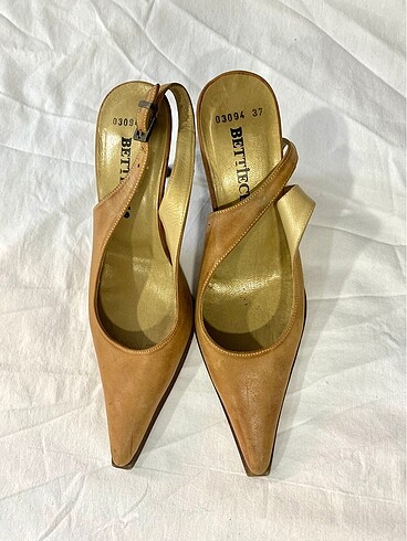 Stiletto krem vintage ayakkabı