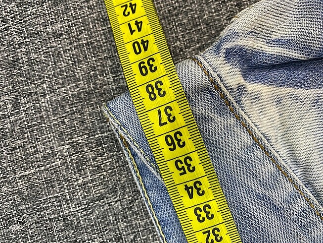m Beden Lacoste capri