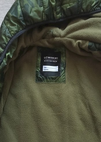 Erkek Çocuk Kamuflaj Desenli Kapüşonlu Mont - Görsel 3