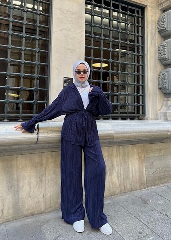 Diğer Kadın Lacivert Pilili Uzun Denim Takım