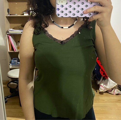 Stradivarius askılı dantelli triko bluz