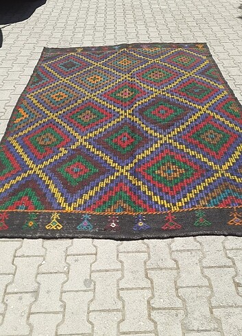 El Dokuma kilim 