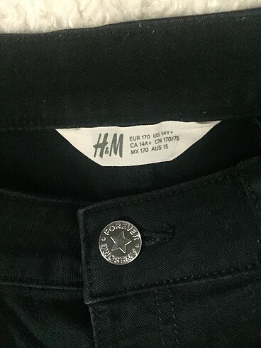 s Beden H&M siyah şort