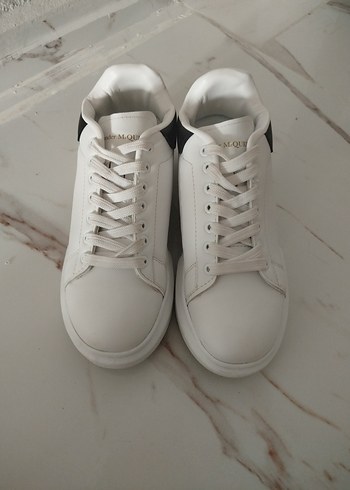 Beyaz Siyah Detaylı Spor Kadın Ayakkabı - Görsel 2