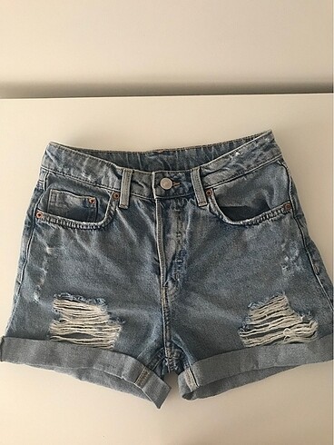 32 Beden H&M Şort