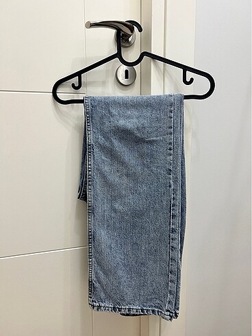 34 Beden mavi Renk Yırtık Detaylı Yüksek Bel Wide Leg Jeans