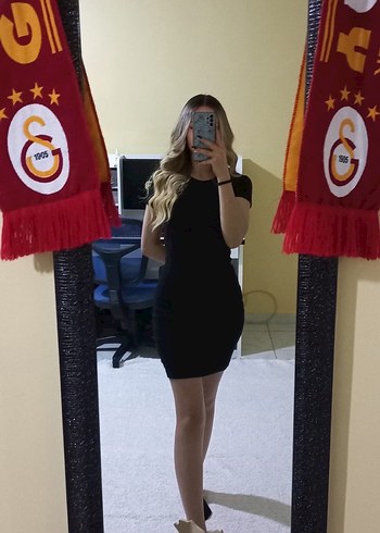 34 Beden Siyah Mini Elbise