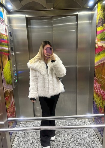 Beyaz Suni Kürk Detaylı Midi Kaban - Görsel 2