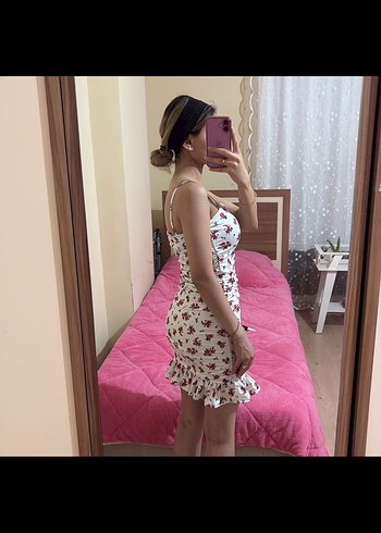 Çiçekli kırmızı Mini ip askı  Elbise - Görsel 4