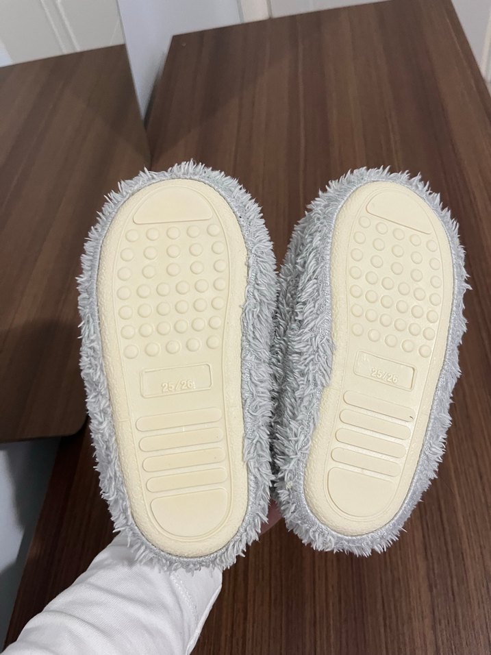 Çocuk Gri Sıcak Kürklü Ev pandufu - Görsel 3