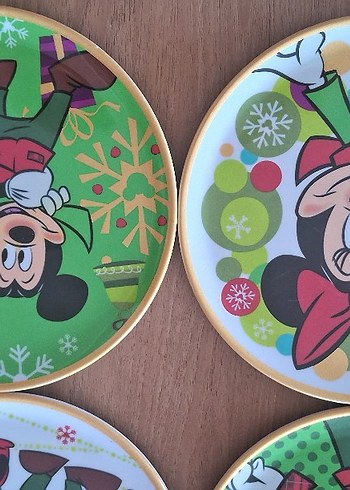 Renkli Mickey ve Minnie Yılbaşı Tabakları - Görsel 3