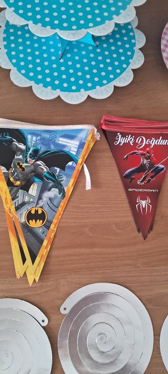 Renkli Parti Süsleri ve Bayraklar - Görsel 5