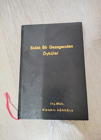 Sulak Bir Gezegenden Öyküler 