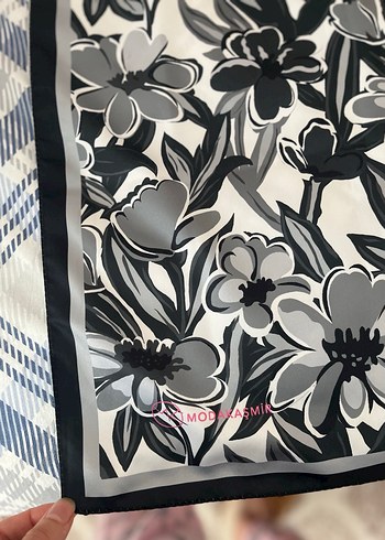 Gri Çiçek Desenli Kadın eşarp - Görsel 4