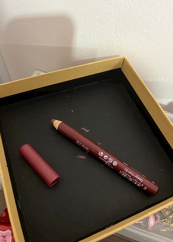 Bordo Ruj Kalemi - Görsel 2