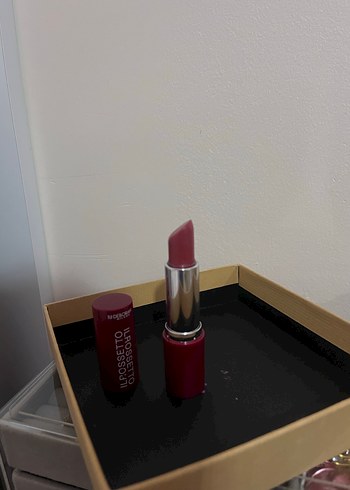 Bordo Renkli Mat Ruj - Görsel 3