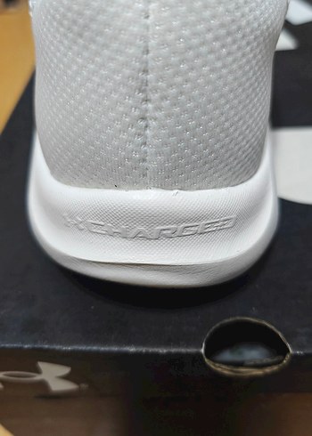 Under Armour Beyaz Erkek Koşu Ayakkabısı 43 - Görsel 4