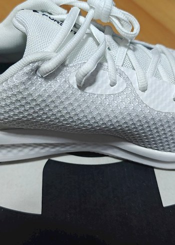 Under Armour Beyaz Erkek Koşu Ayakkabısı 43 - Görsel 3
