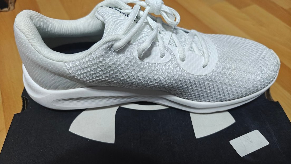 Under Armour Beyaz Erkek Koşu Ayakkabısı 43 - Görsel 3