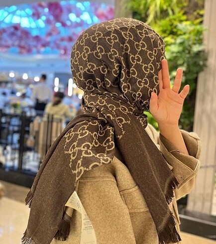Gucci yün ipek