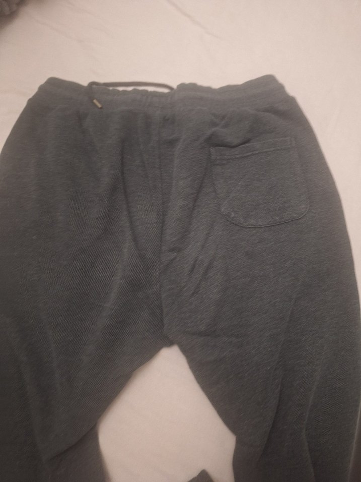 Gri Normal Kesim 1 adet yanında ucretsiz - Görsel 2