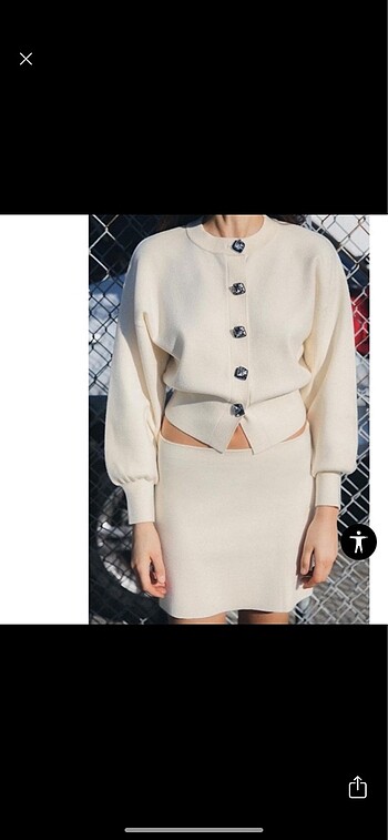Zara Zara çiçekli düğmeli hırka takım